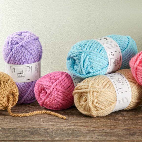 Handarbeits- und Strickgarn