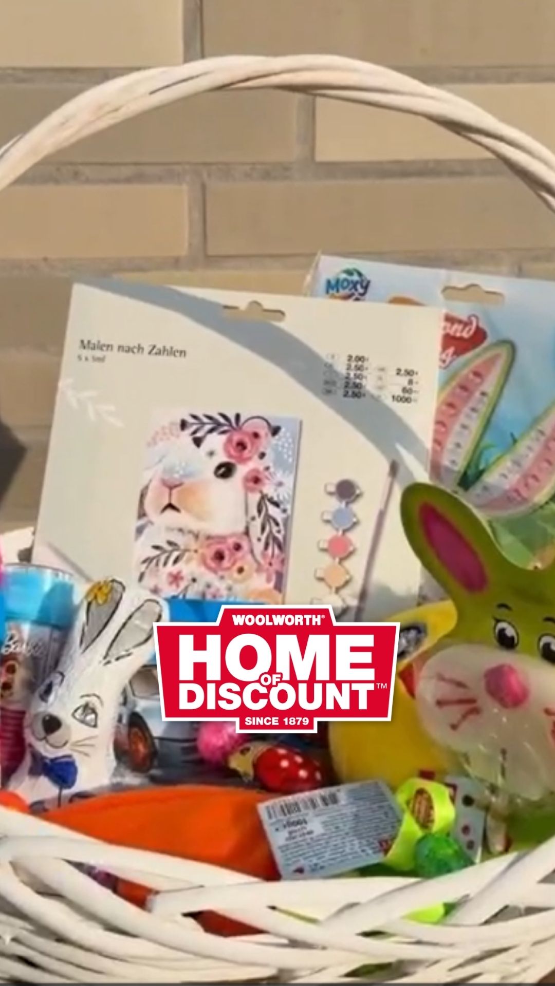 🐰🌷 Ein Korb voller Osterfreude! 🌷🐰 Dieser Osterkorb für Kinder steckt voller bunter Überraschungen:…