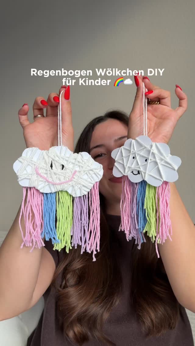 🌈☁️ Kreativer Bastelspaß für kleine Künstler! ☁️🌈 Mit etwas Wolle, einer Wolkenform und ganz viel…